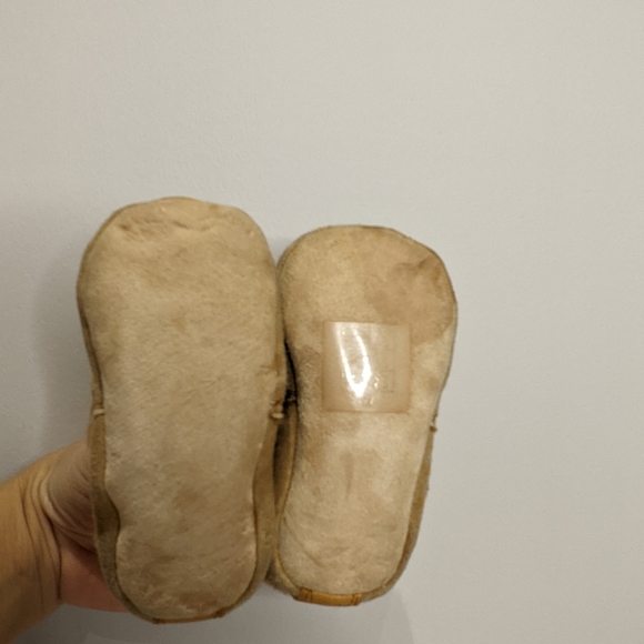 Easy Peasy Baby Moccasins 6-12 Months - Picture 4 of 8